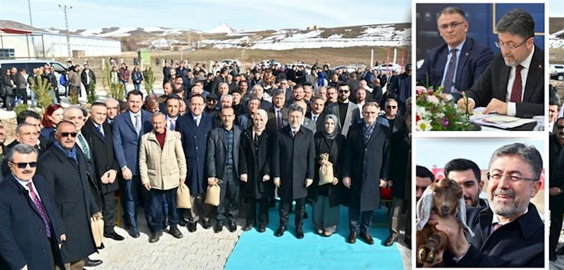 BAKAN YUMAKLI, VAN